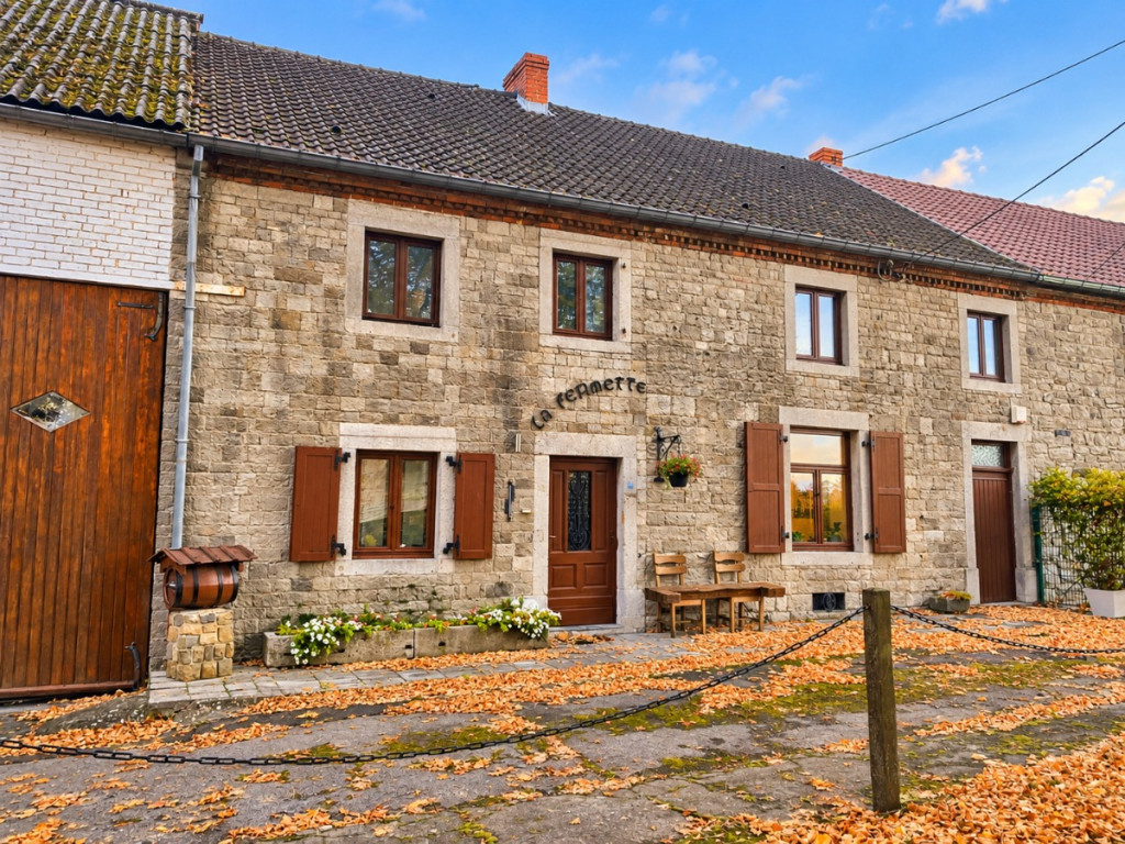 Rue Albert 1er - 83 - - 5640