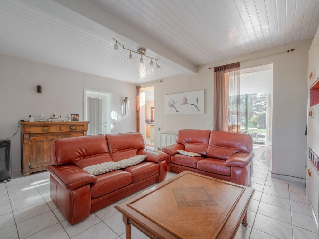 Rue De Velaine - 88 - - 5300