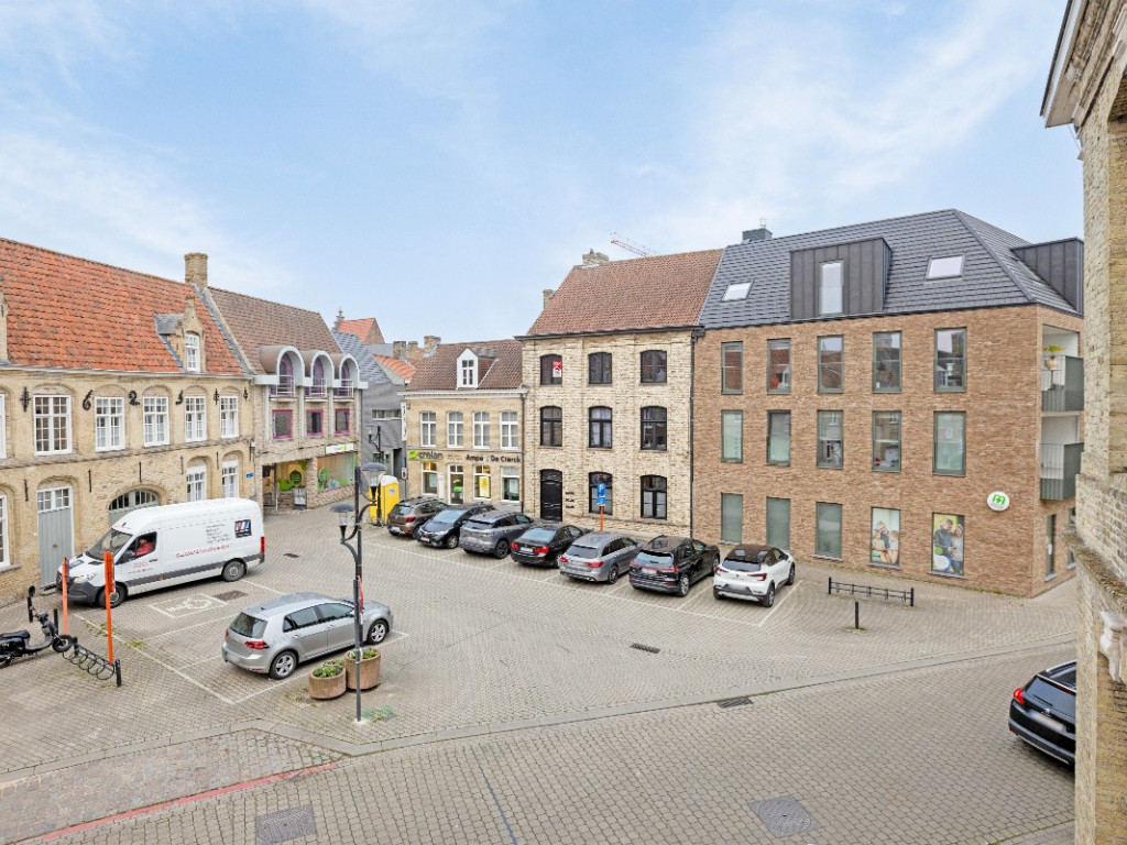 Houtmarkt - 4 - - 8630