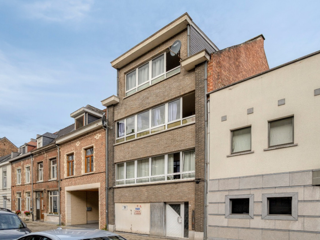 Overstraat - 46 - - 3290