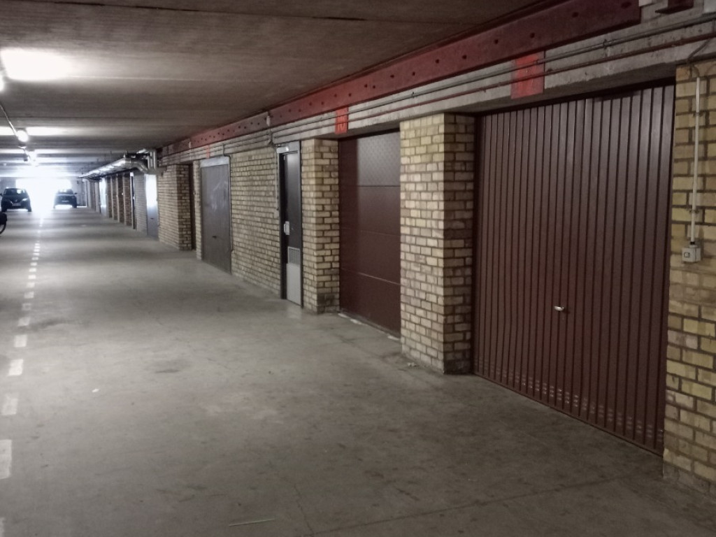 A.Ruzettelaan - 157 - Garage 17 - 8370