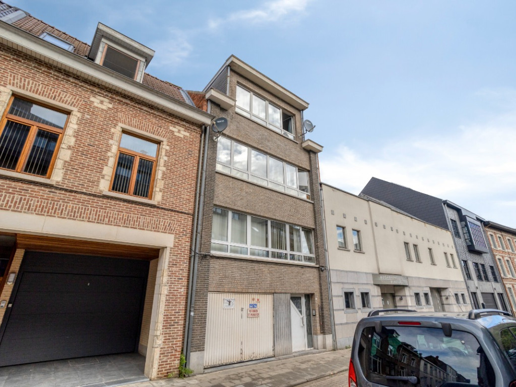 Overstraat - 46 - - 3290