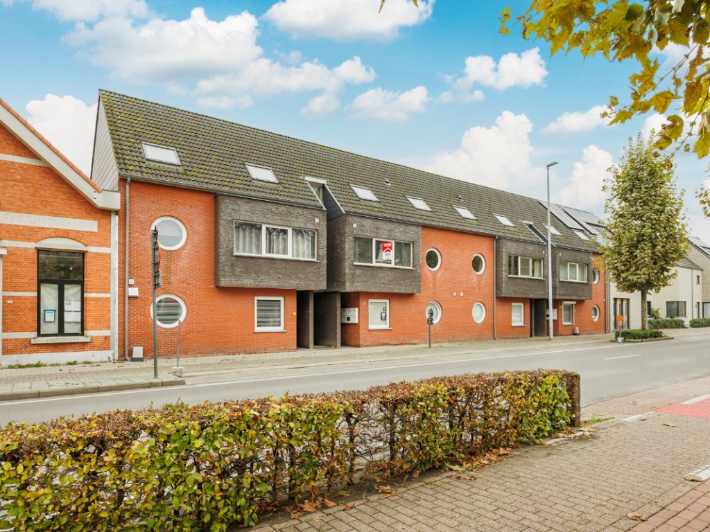 Minderhoutdorp - 26 - 4 - 2322