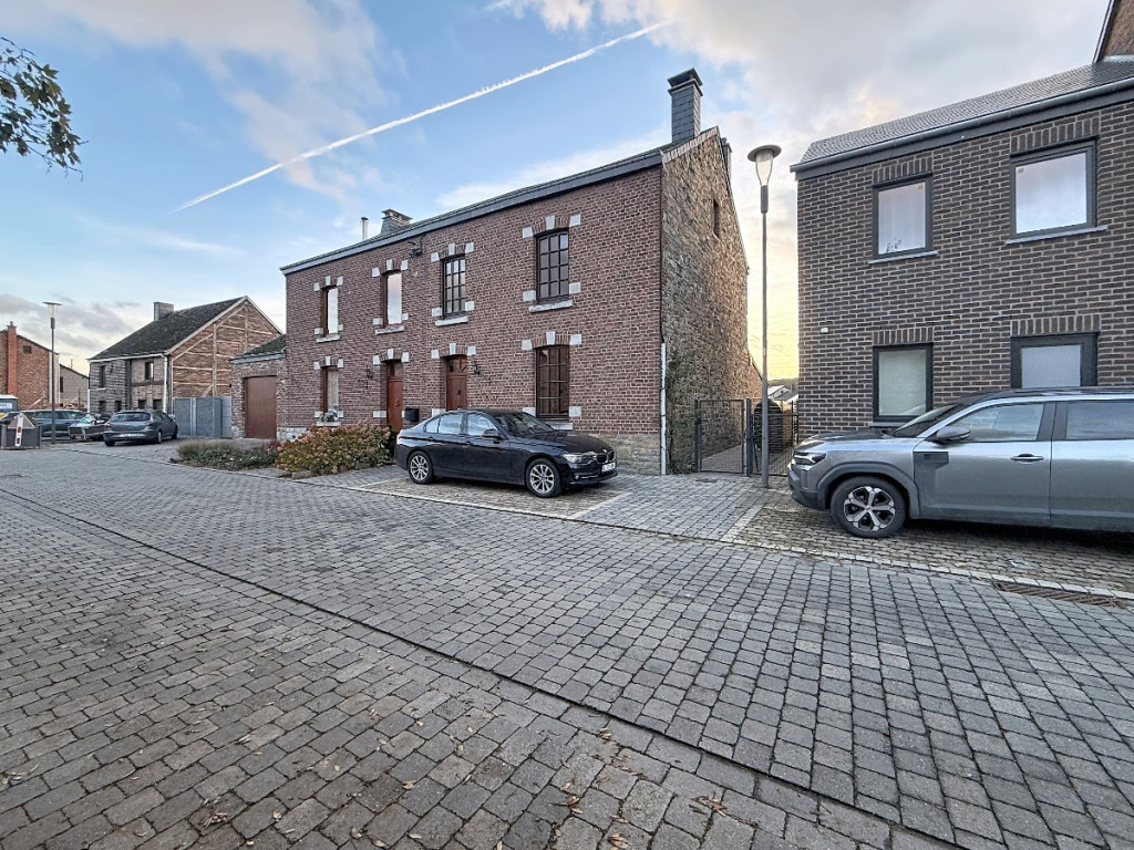 Rue du Chapelet - 12 - A - 6990
