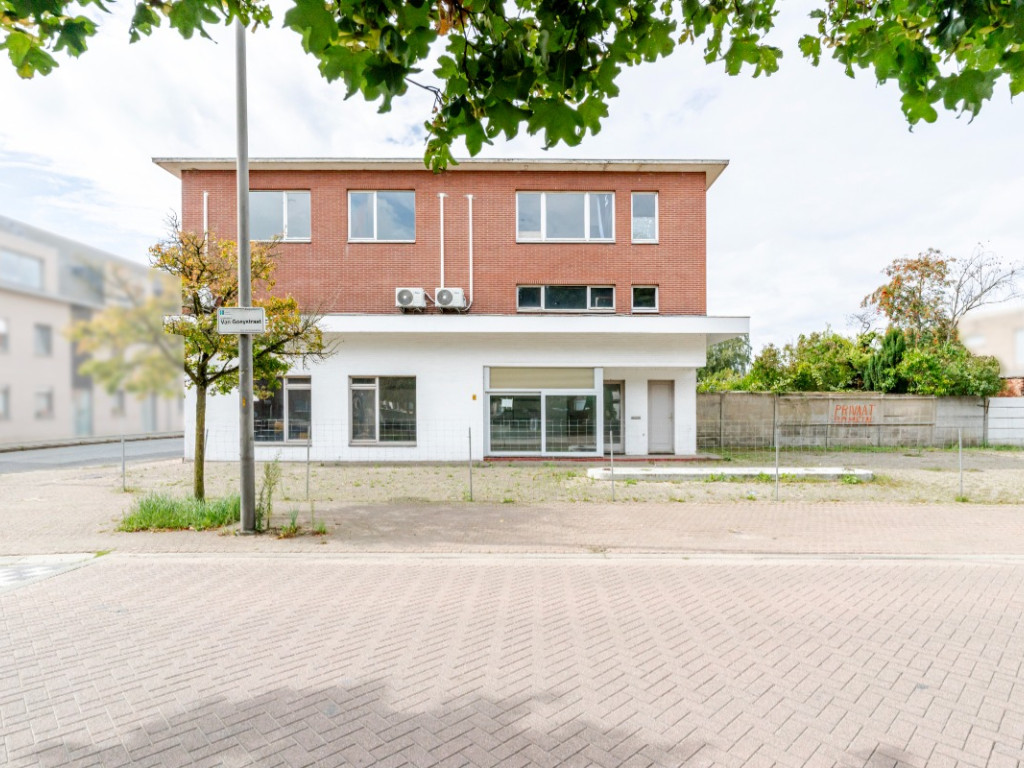 Laarstraat - 154 - - 2070