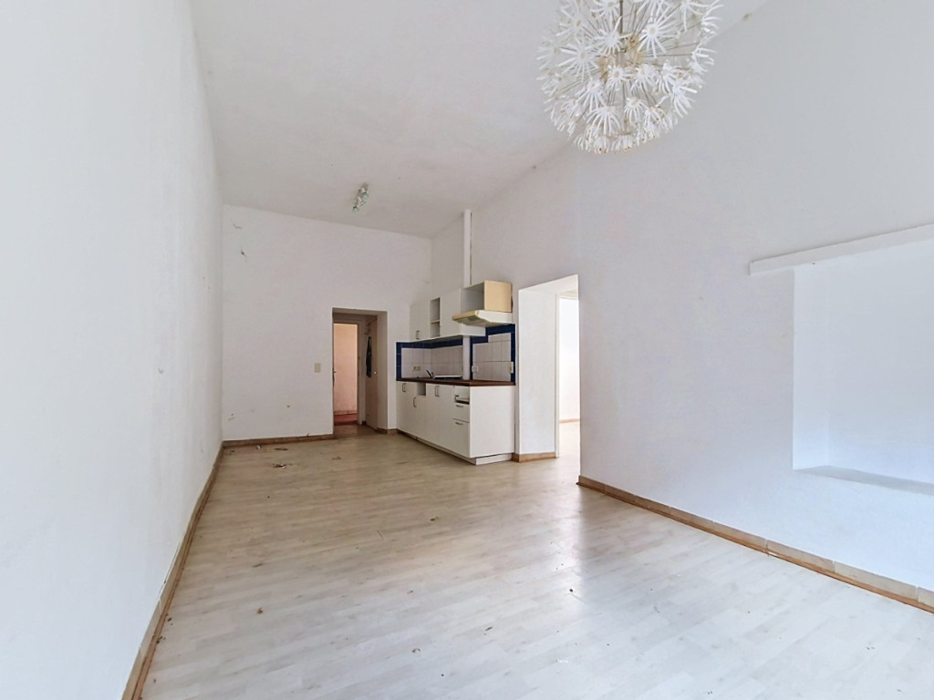 Rue du Val Notre Dame - 322 - - 4520