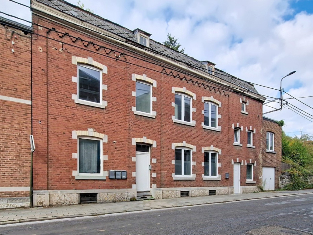 Rue du Val Notre Dame - 322 - - 4520