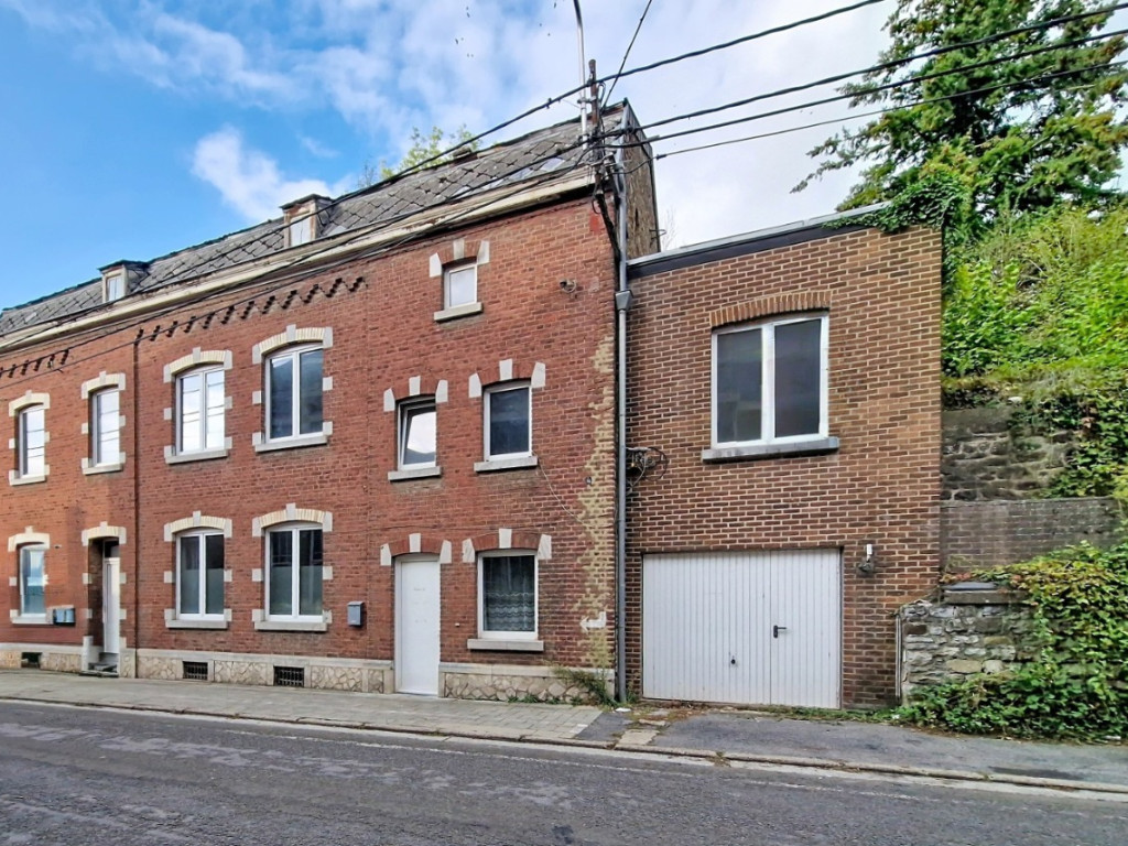 Rue du Val Notre Dame - 322 - - 4520