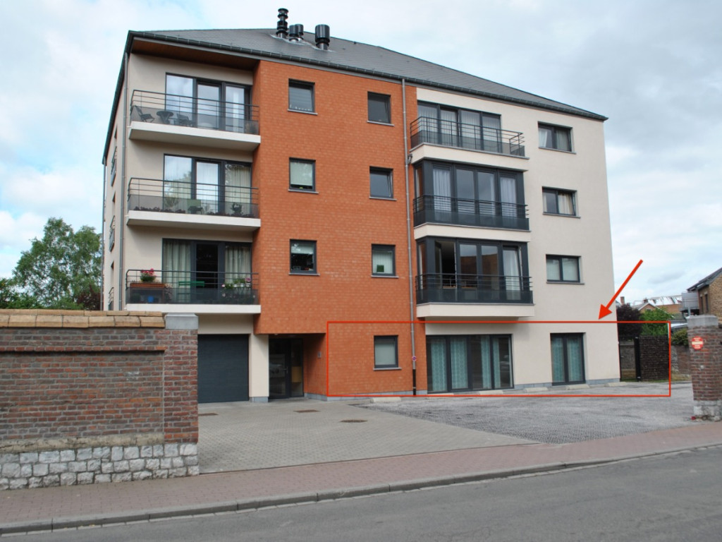 Rue Bertrand - 40 - RC01 - 5300