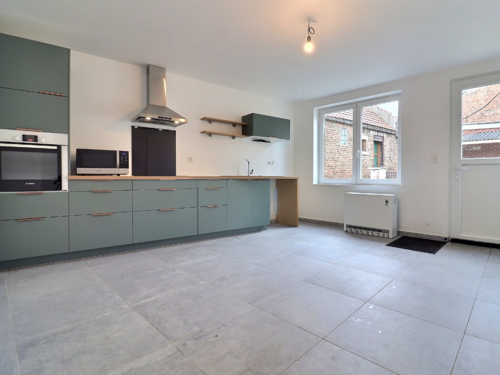 Rue Elisielle - 63 - - 7387