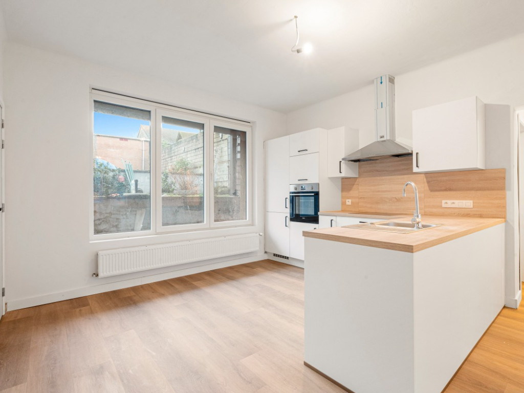 Oeverstraat - 57 - A - 9140