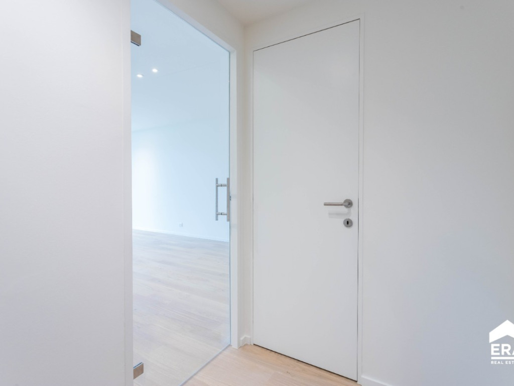 Basculestraat - 42 - - 2.08 - 8900
