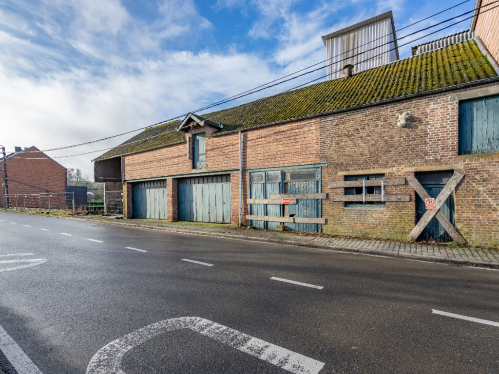 Rue de Custinne - 40 - - 5590
