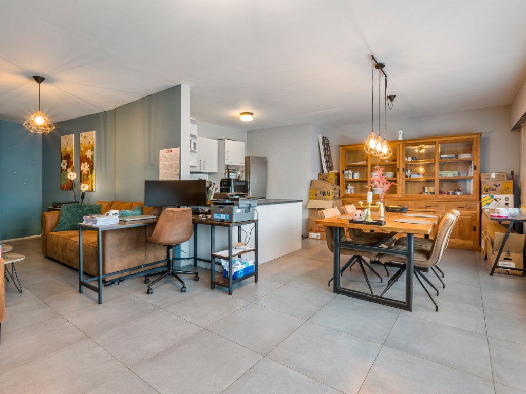 Tereken - 146 - bus 1 - 9100