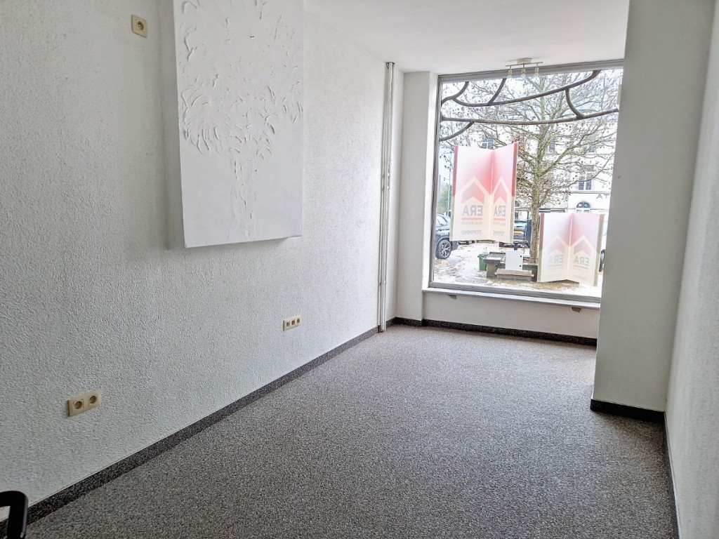 Rue Lucien Burnotte - 9 - - 6840