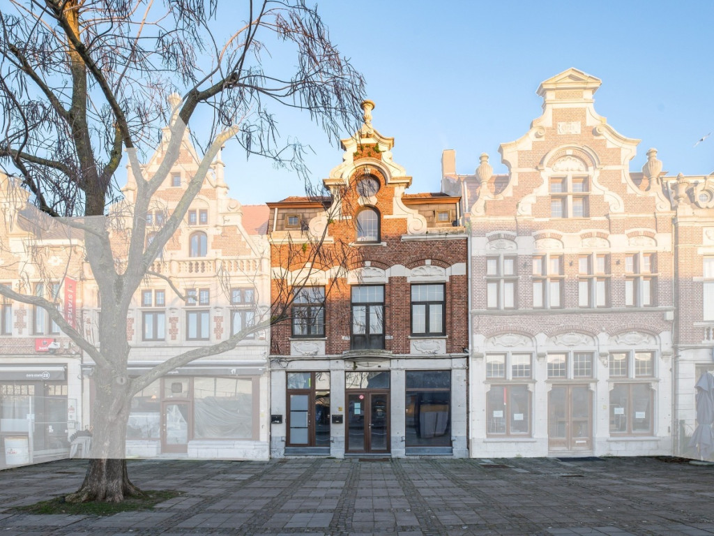 Statieplein - 22 - - 9200