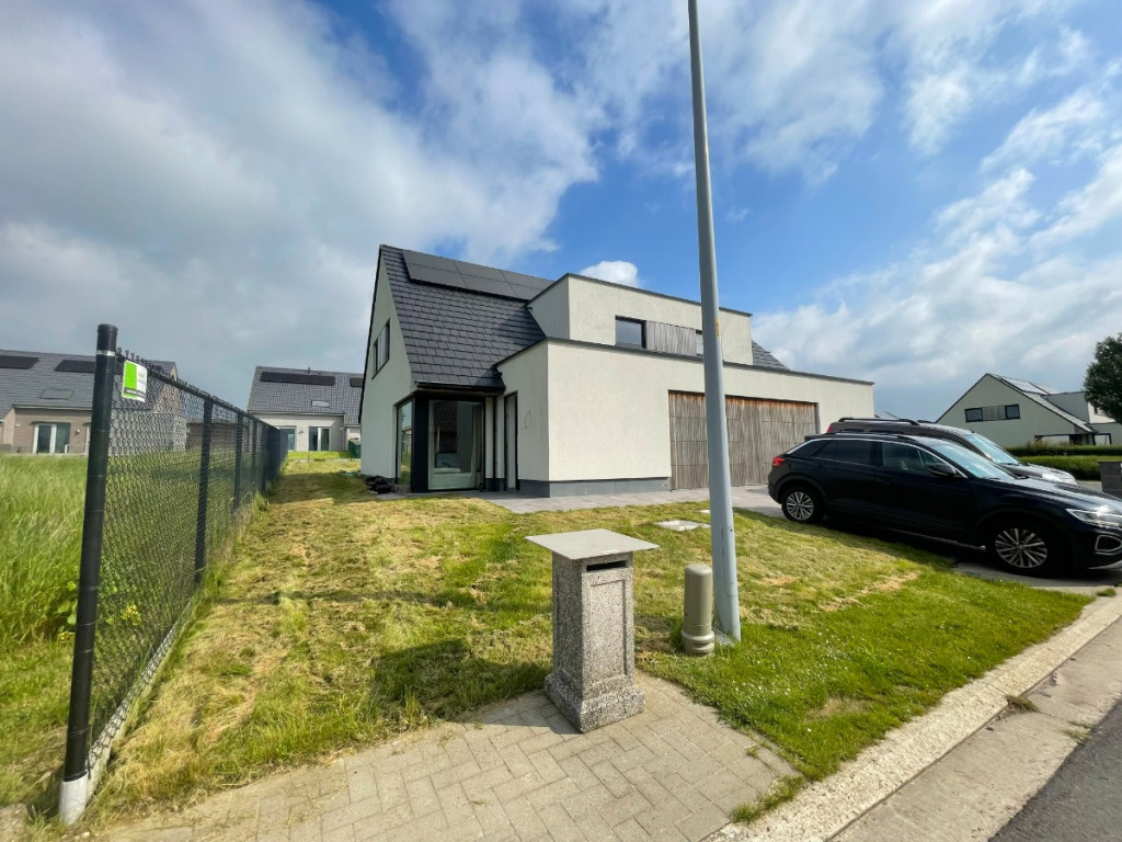 Lucien Stormestraat - 2 - - 8950