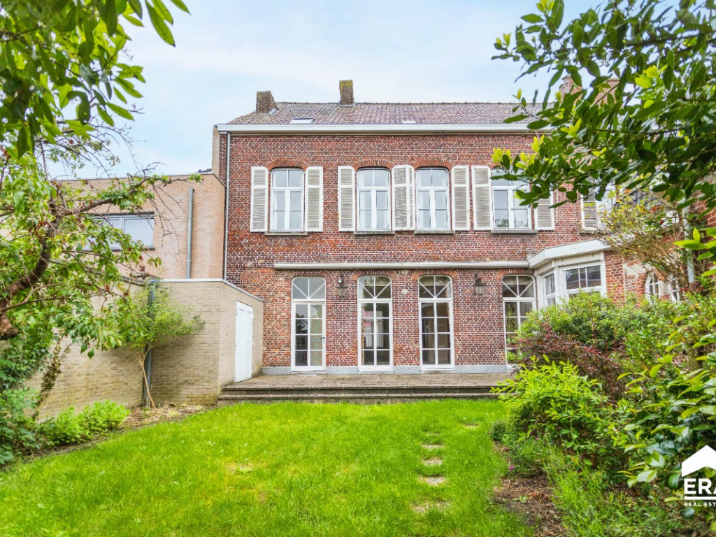 Hoogstraat - 23 - - 8800