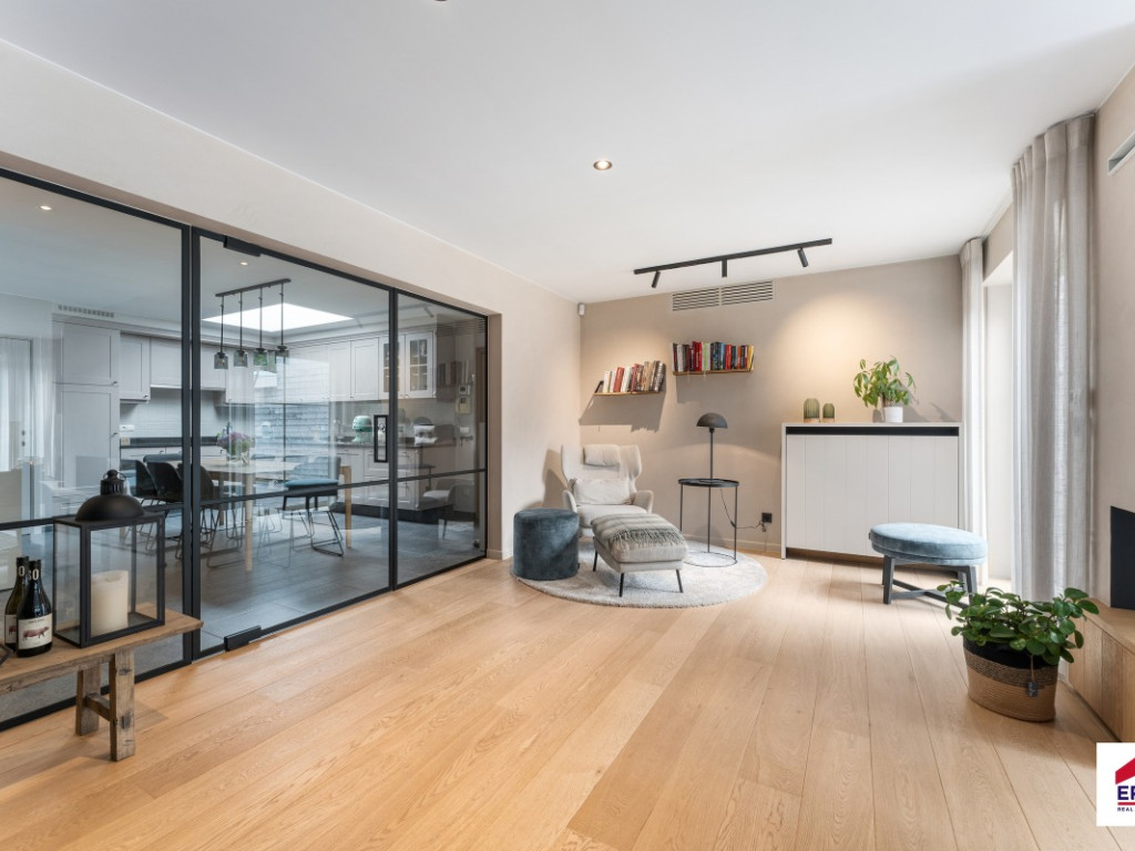 Jules van Ooststraat - 8 - - 8700