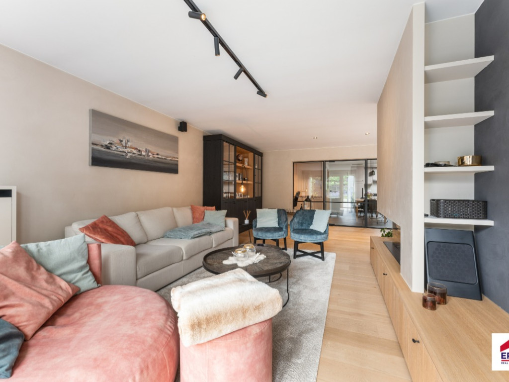 Jules van Ooststraat - 8 - - 8700
