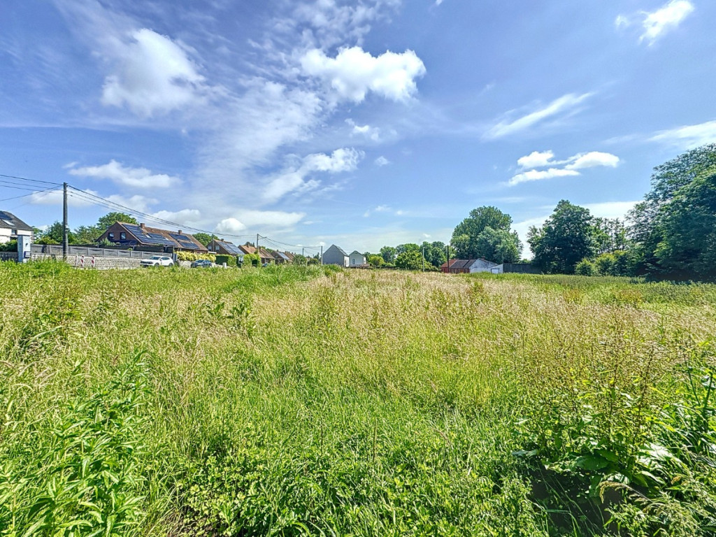 rue du sept Juillet - Lot 5 - - 7804