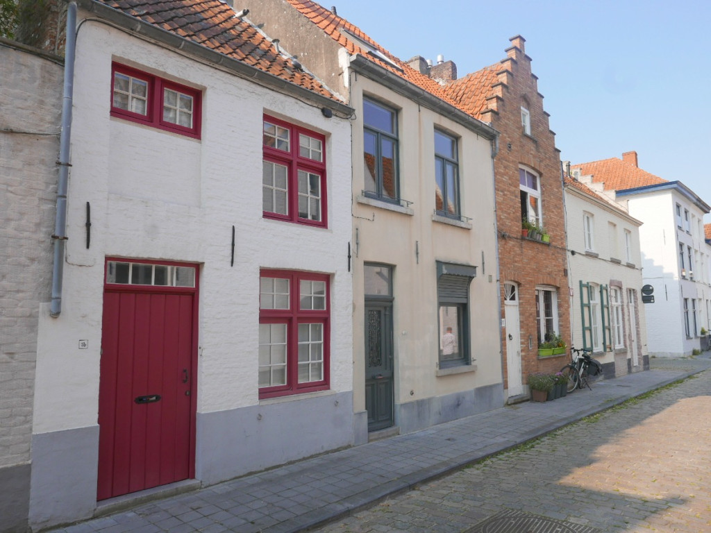 Kleine Hoedenmakersstraat - 3 - - 8000