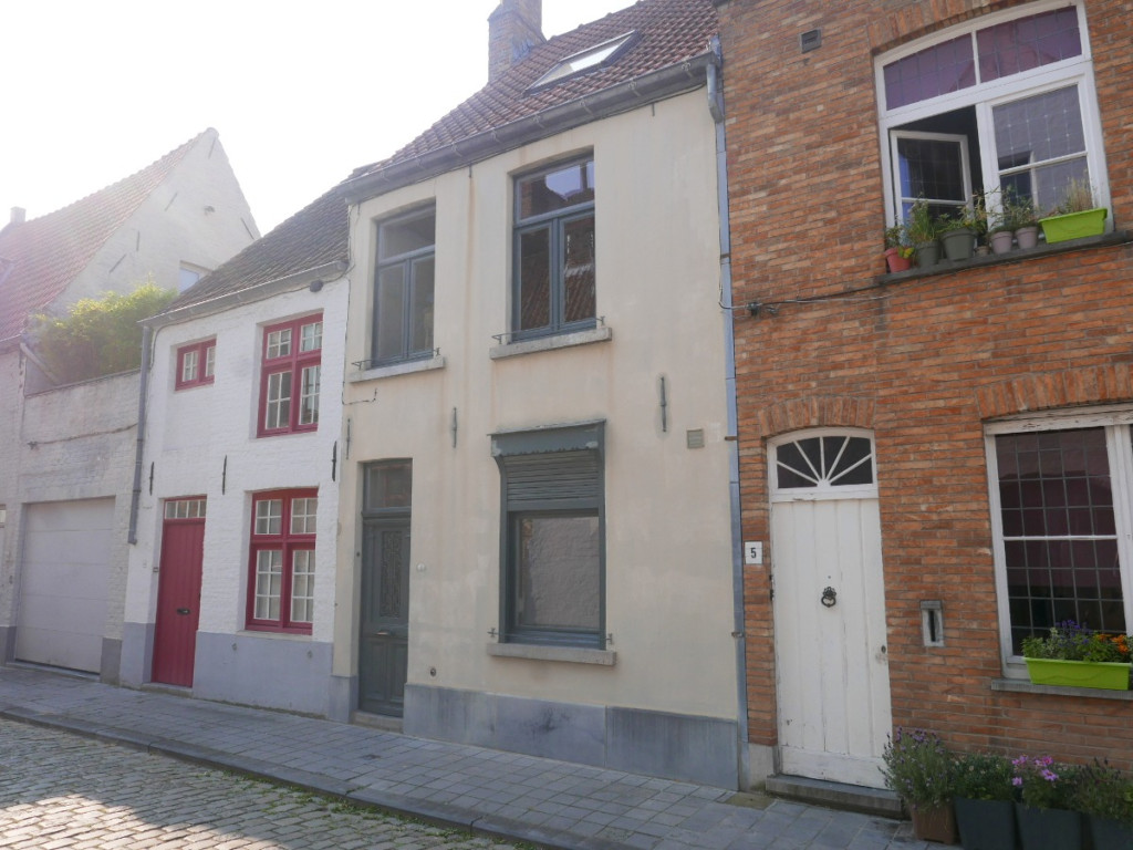 Kleine Hoedenmakersstraat - 3 - - 8000