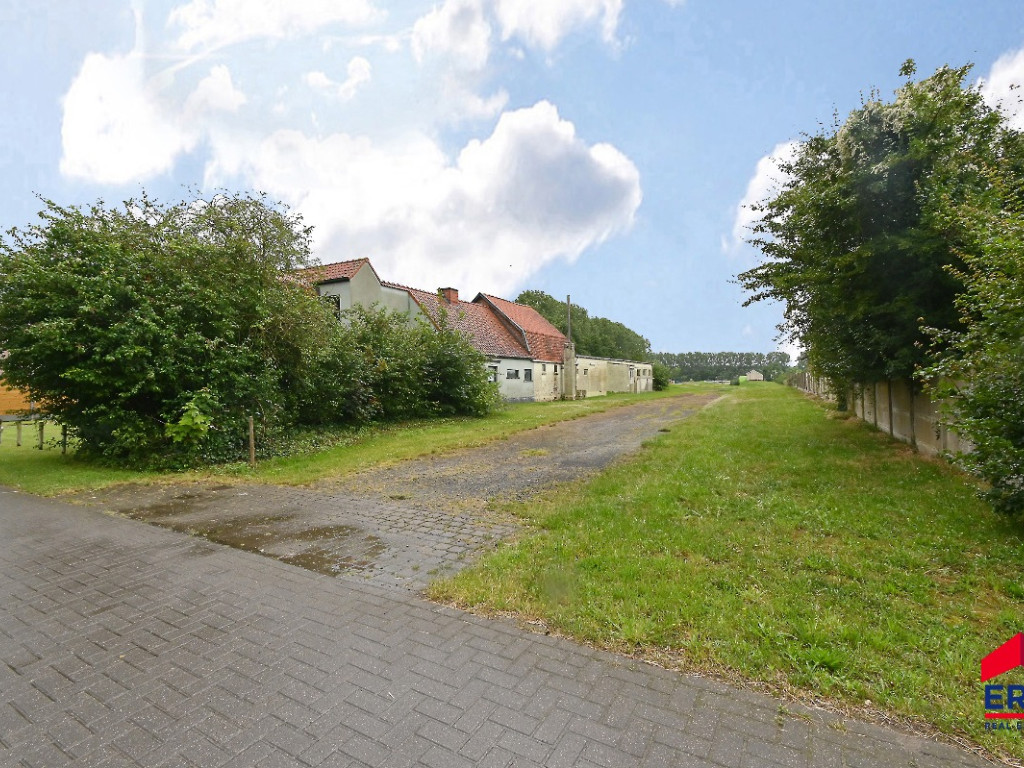 Peperstraat - 113 - - 9900