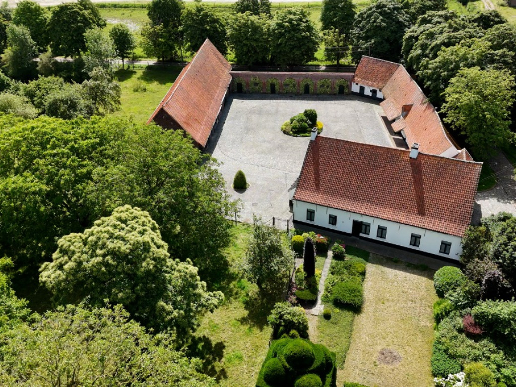 Avelgemstraat - 180 - - 8550