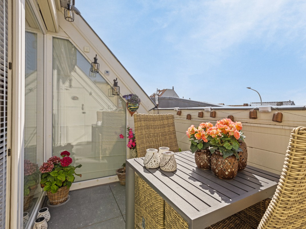 Kerkstraat - 250 - 301 - 8370