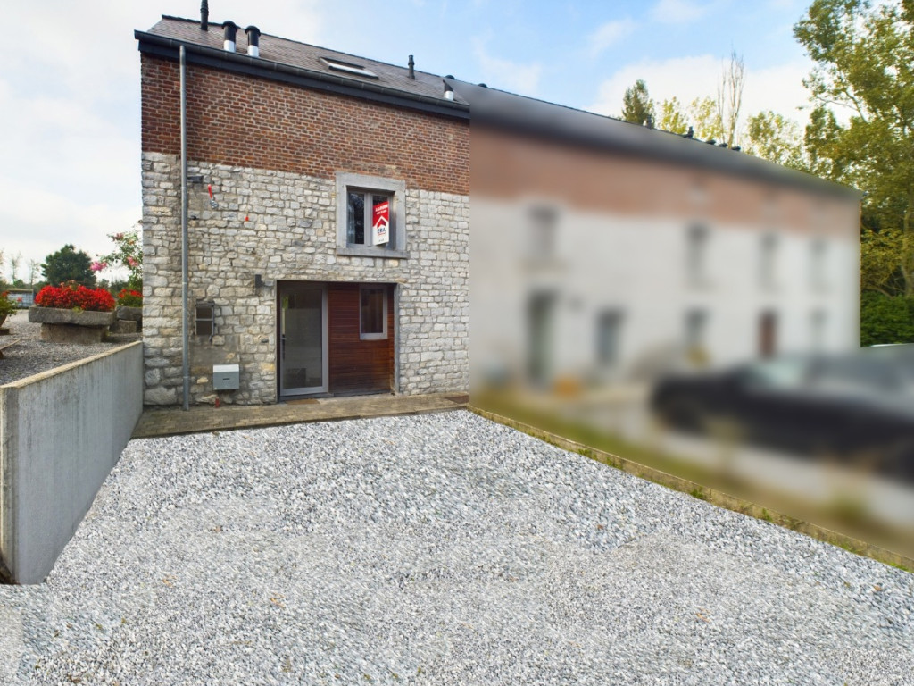 rue de Humain - 66 - A - 5580