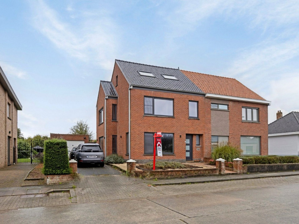 Kronestraat - 45 - - 8210