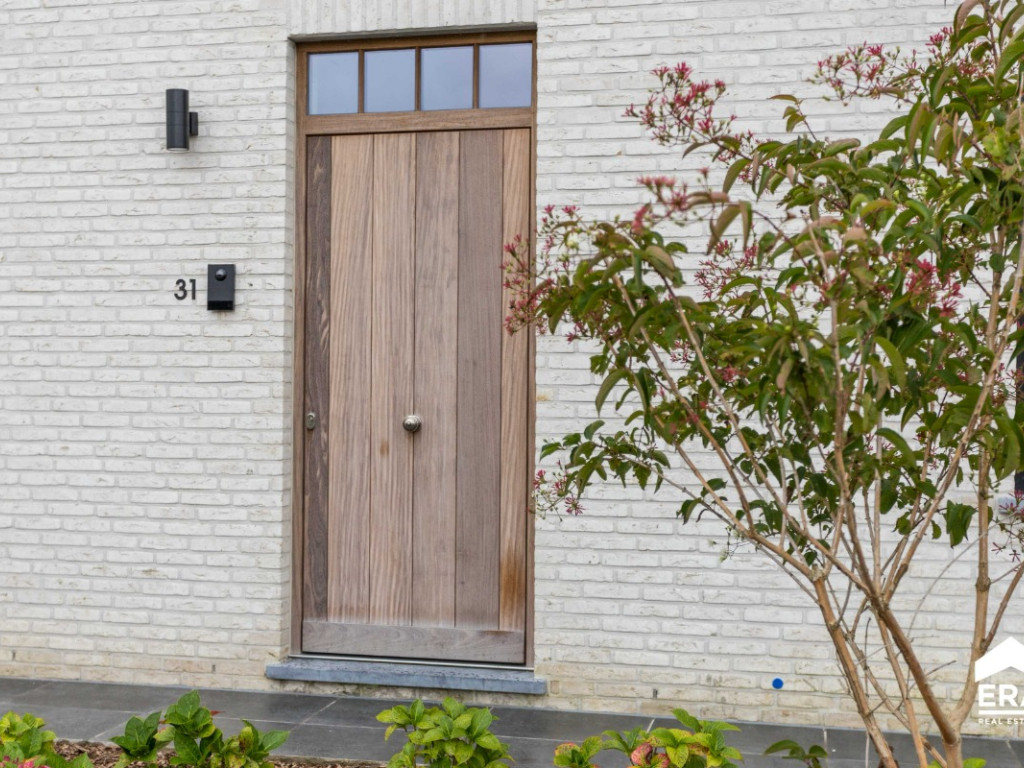 Ouderwijk - 31 - - 8810