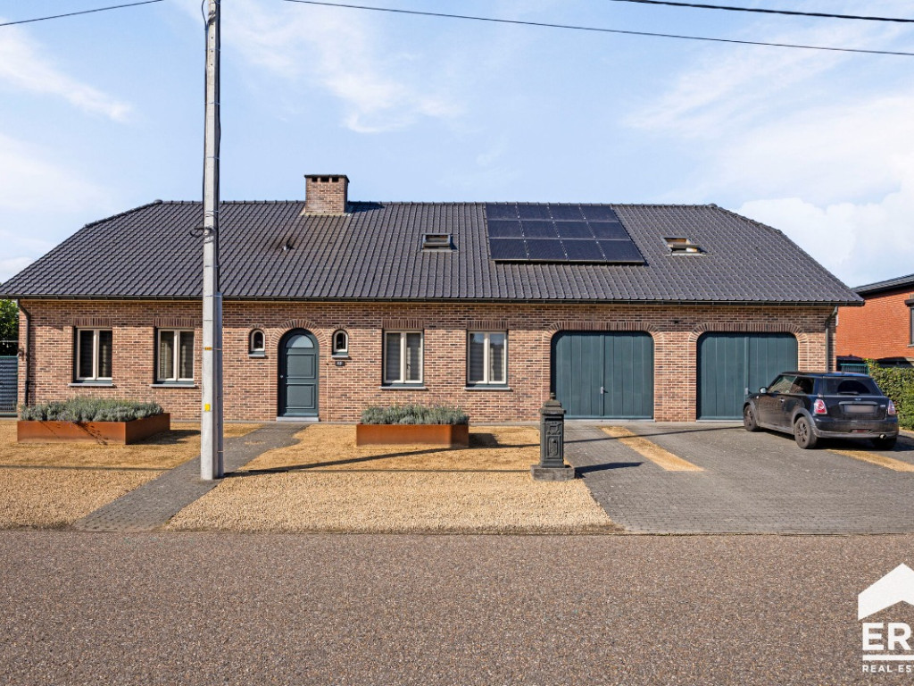 Esdoornstraat - 40 - - 2490