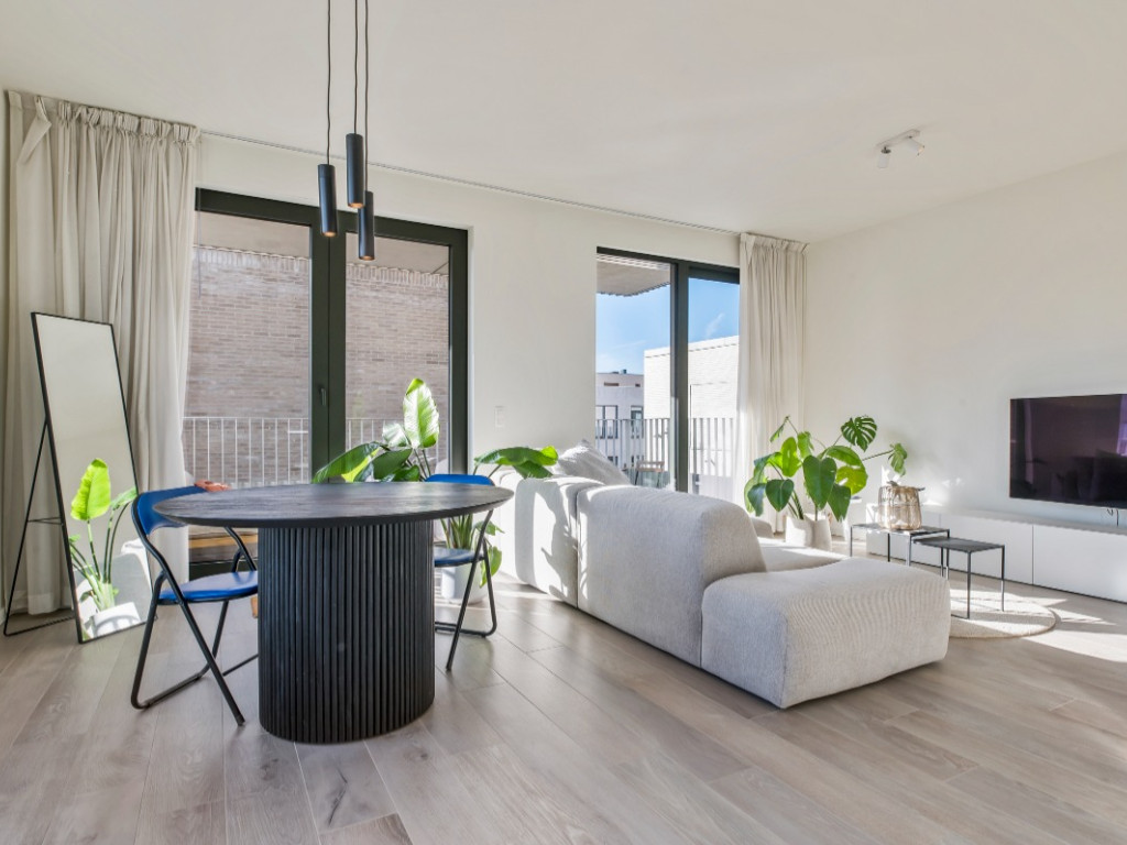 Maria Van Sinaplein - 1 - bus 103 - 2050