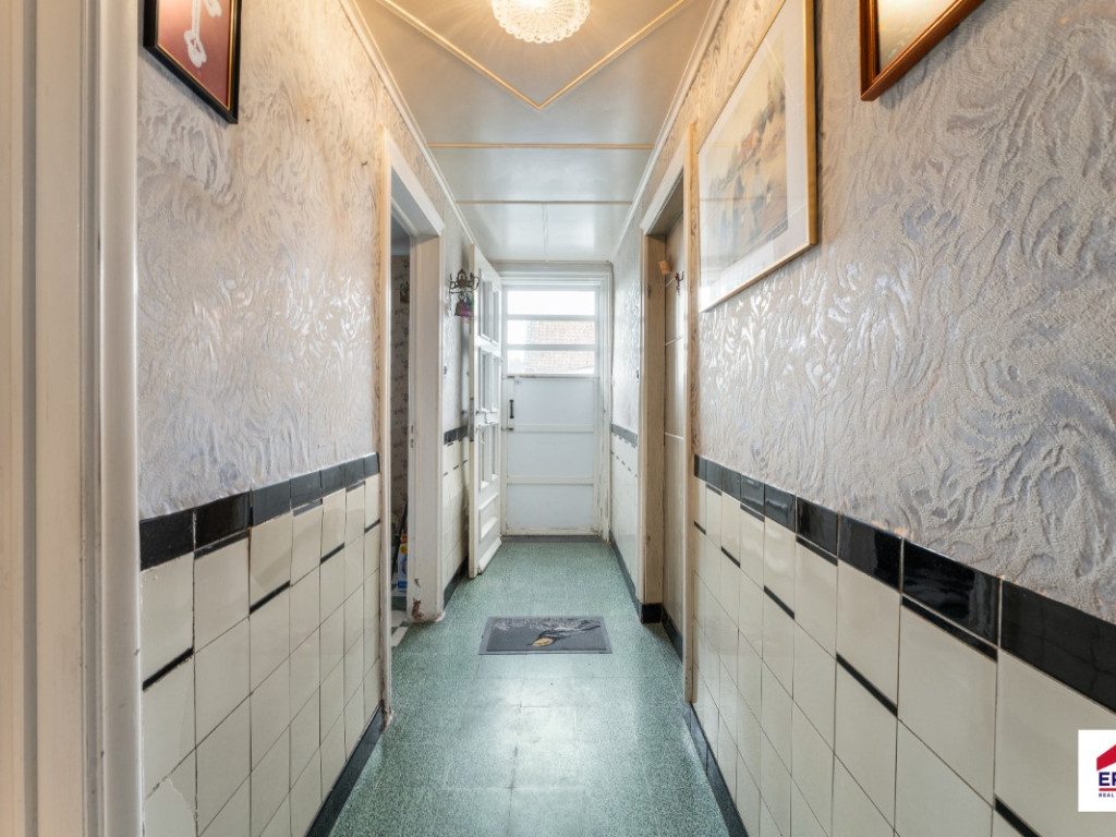 Oostrozebekestraat - 140 - - 8760