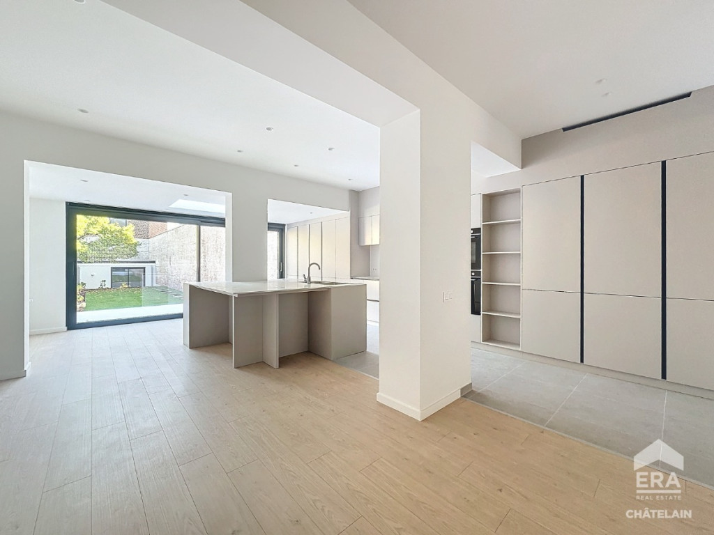 Boulevard du Triomphe - 42 - - 1160