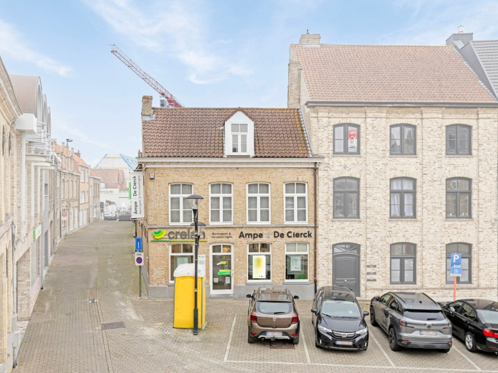 Houtmarkt - 4 - - 8630