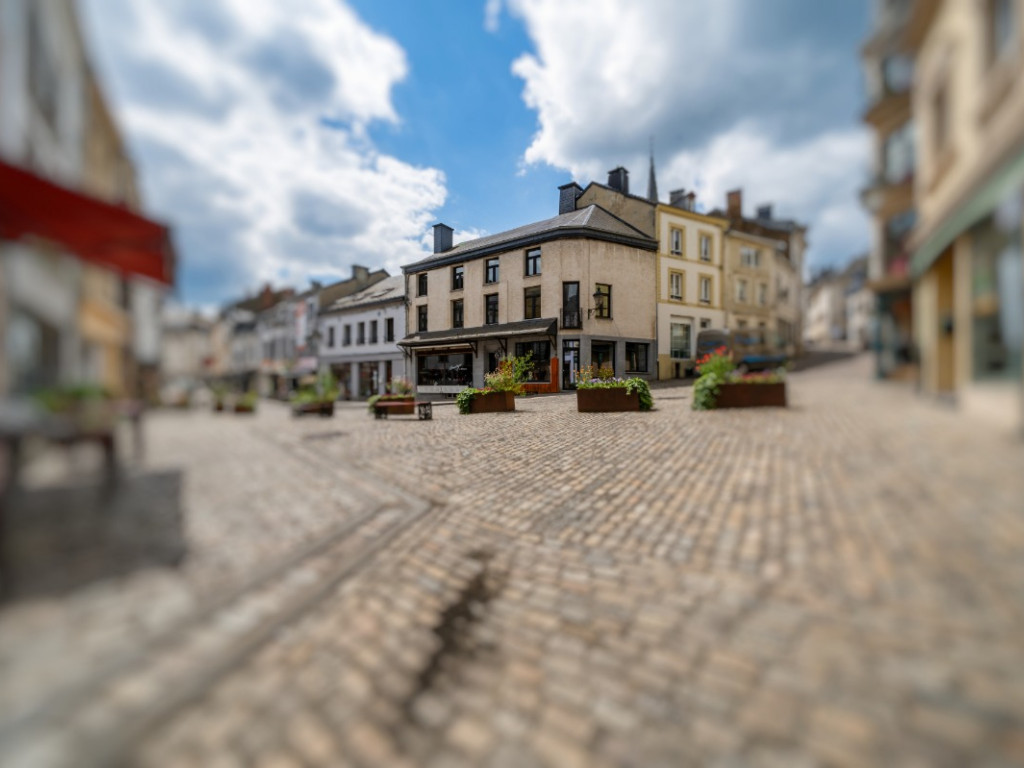 Grand rue - 24 - - 6830