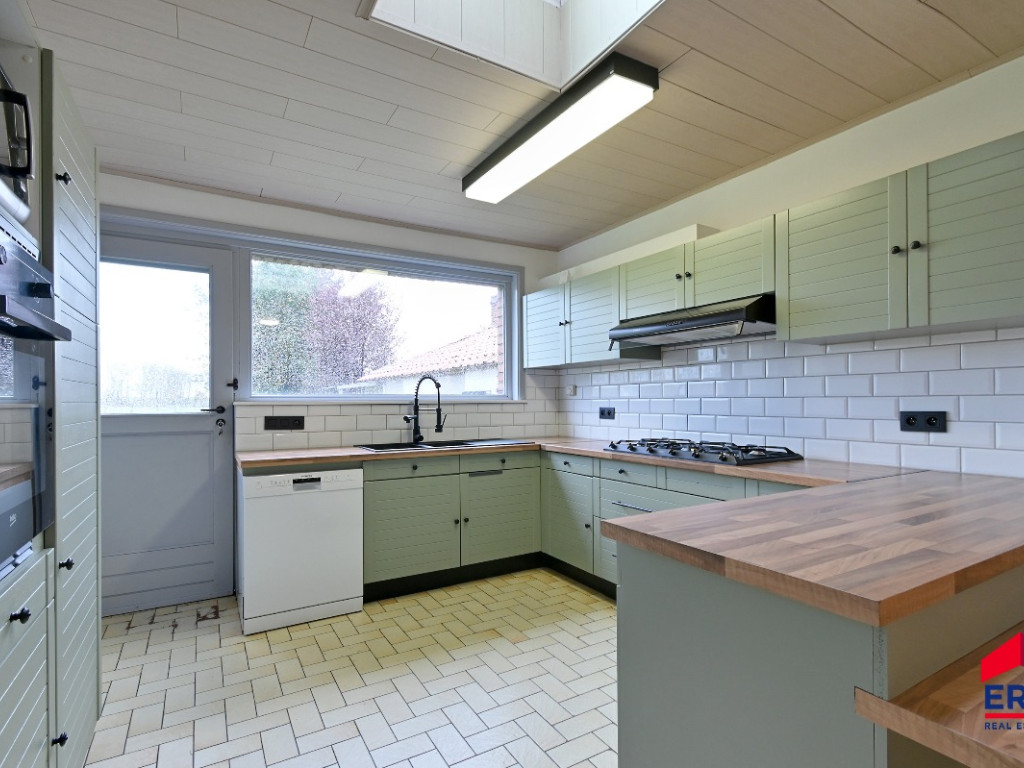 Doornzeelsestraat - 143 - - 9940