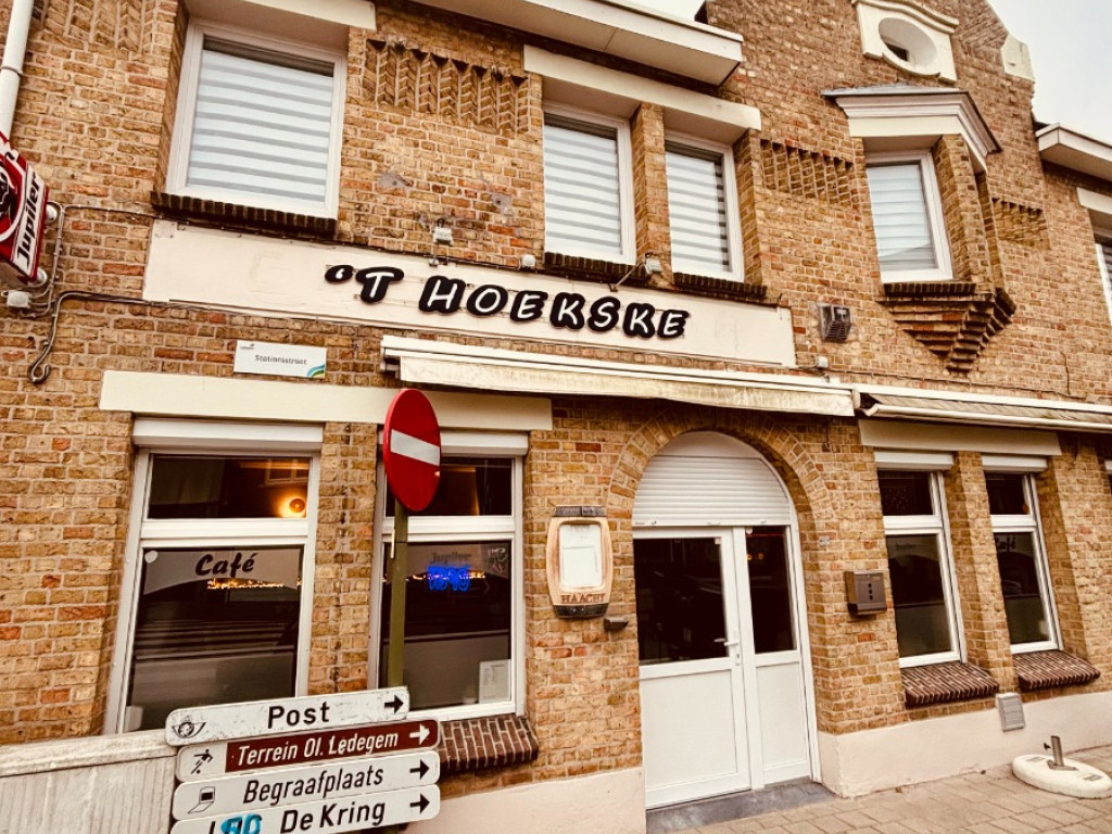 Stationsstraat - 138 - - 8880