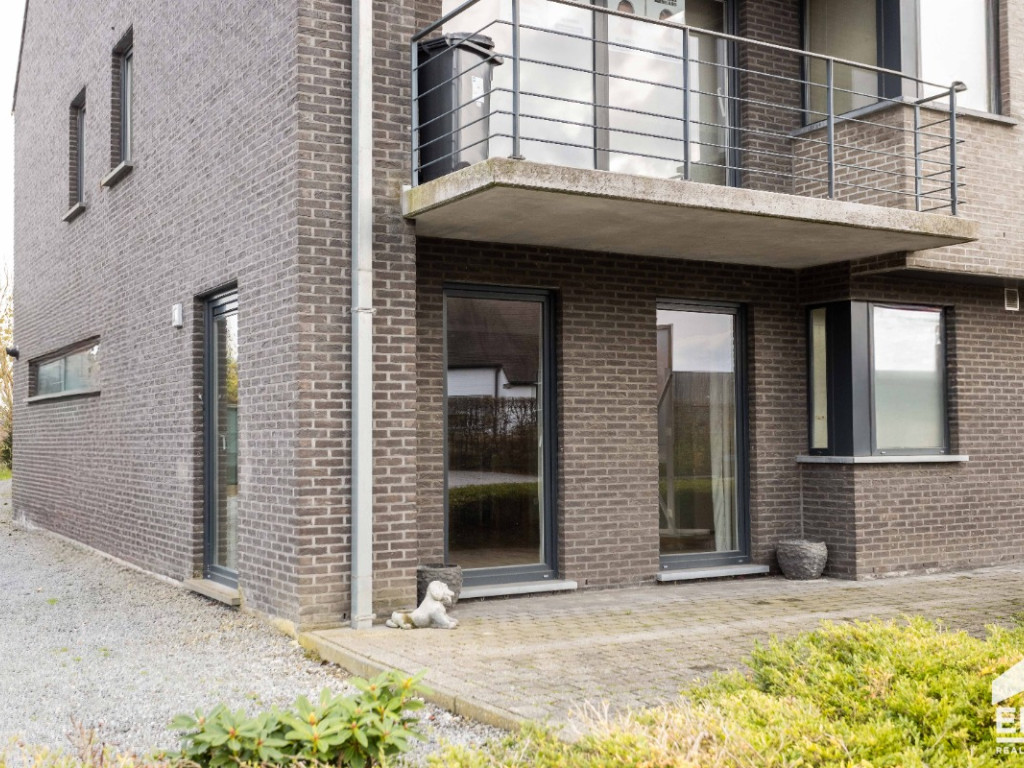 Hoogstraat - 102 - 1 - 9340