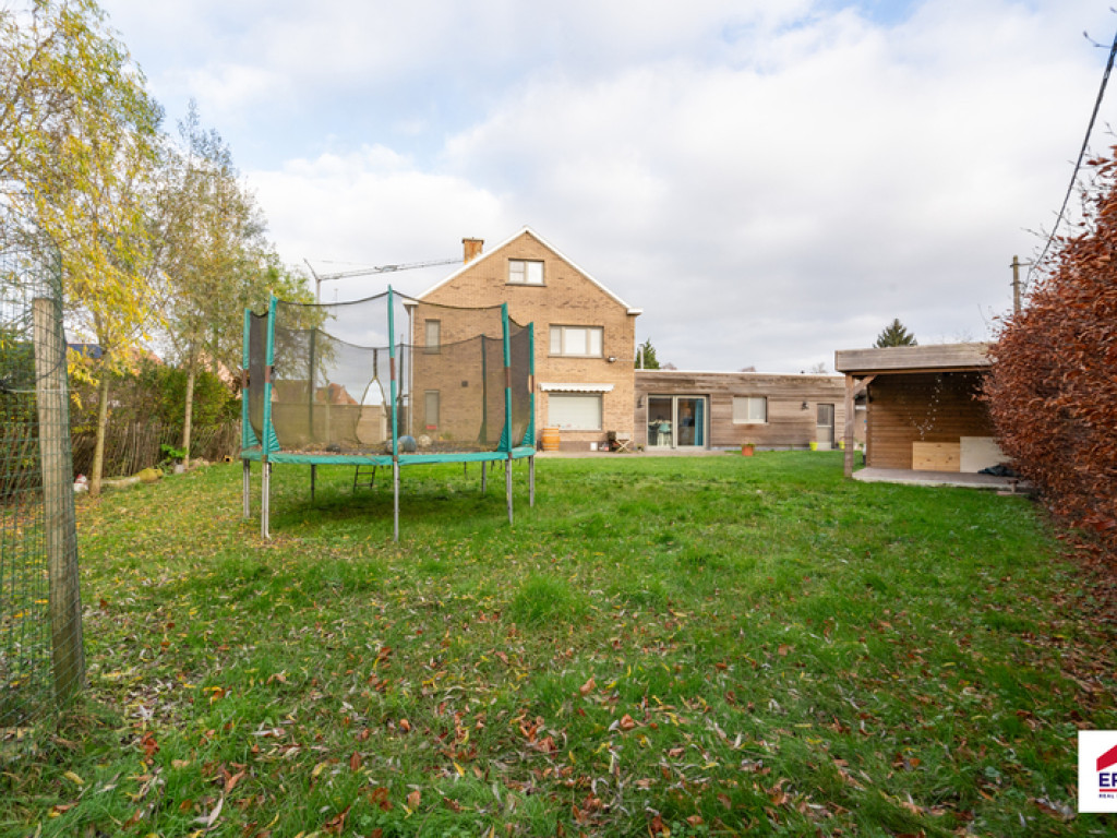 Knesselaarsestraat - 20 - - 9880