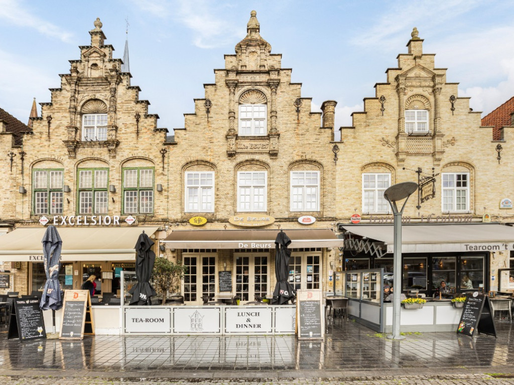 Grote Markt - 32 - - 8630