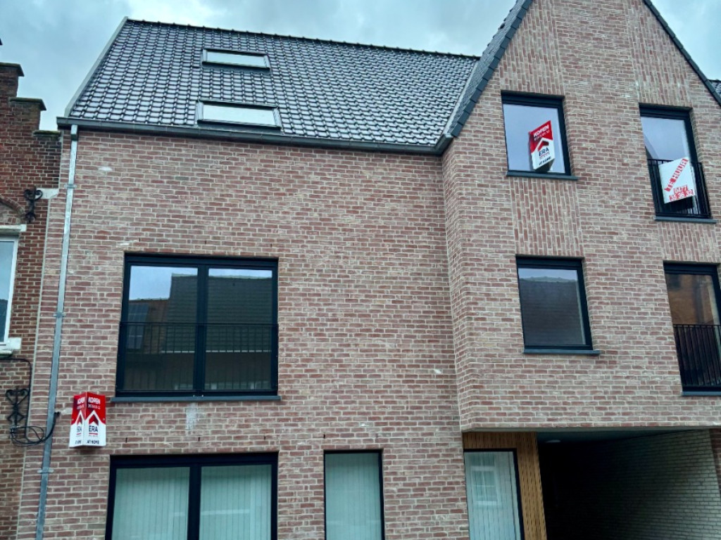 Dadizeelsestraat - 18 - 0102 - 4 - 8890