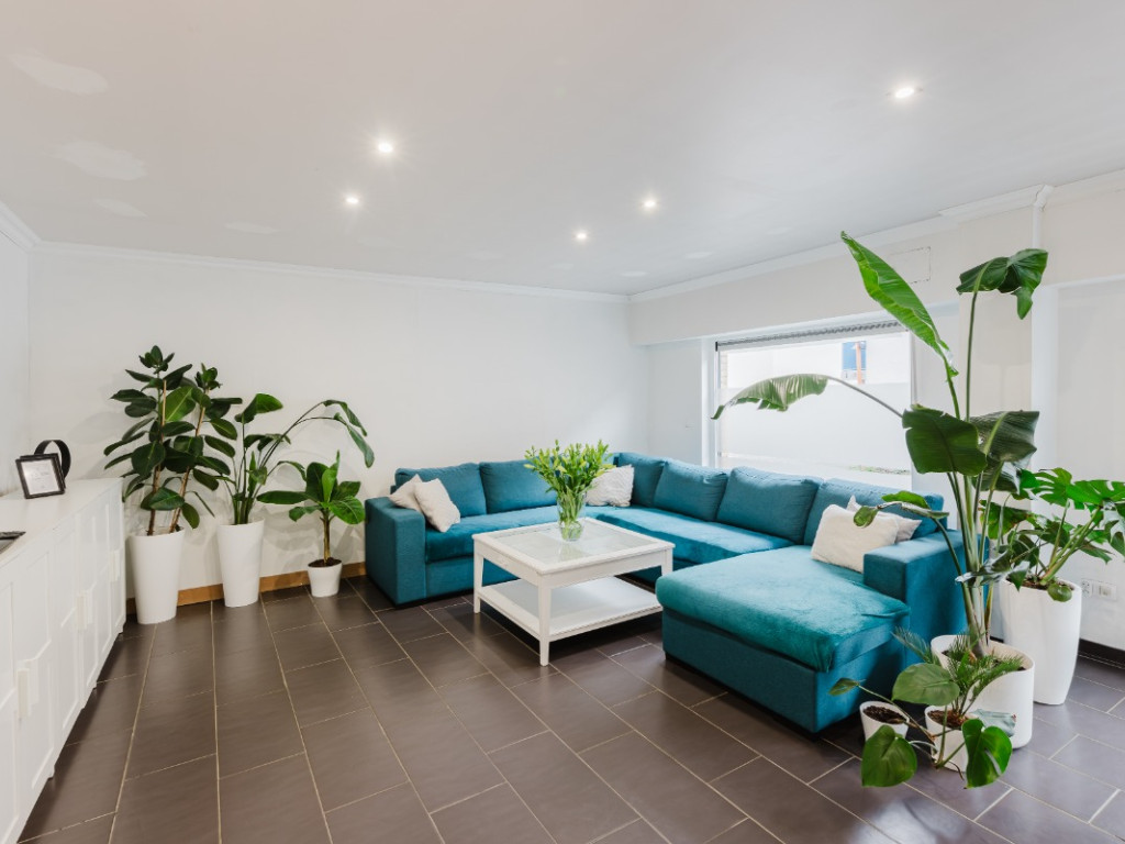 Weststraat - 9 - - 9961