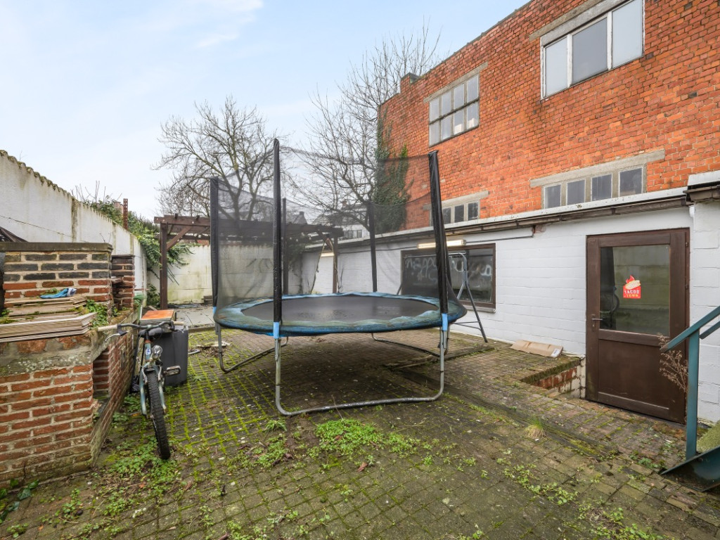 Stationsstraat - 128 - - 9250