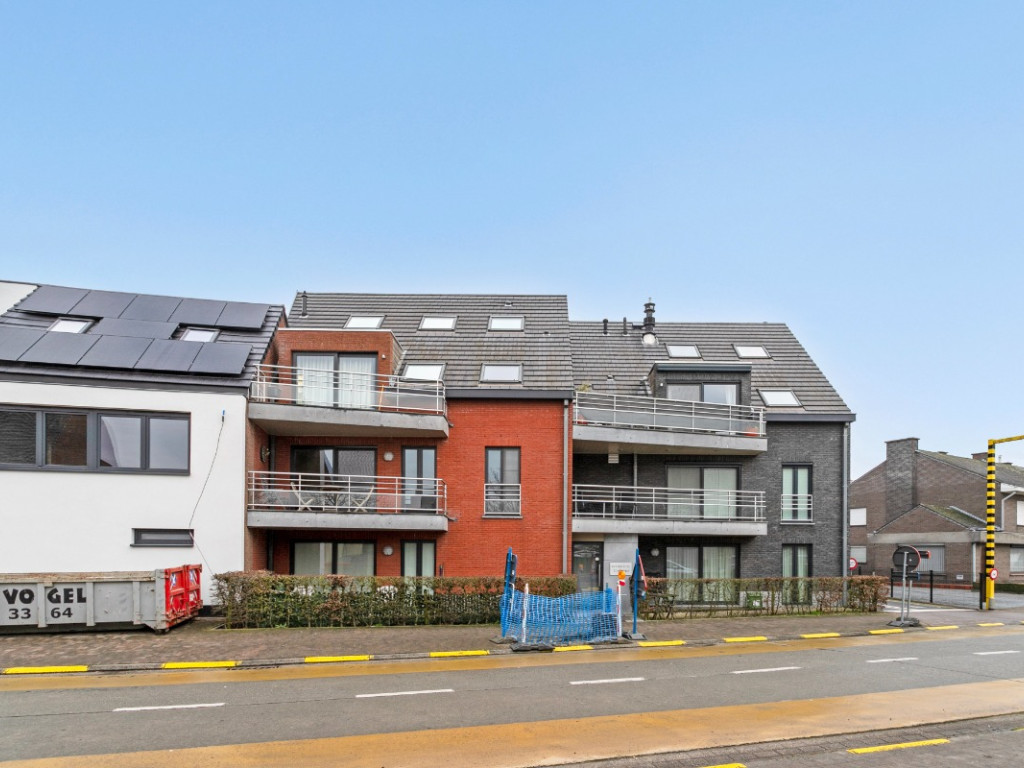 Waalstraat - 107 - E - 9870