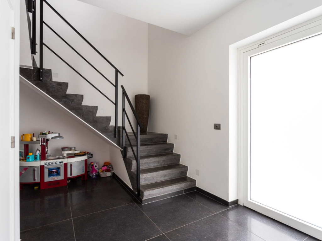 Onze-Lieve-Vrouwestraat - 69 - - 8770