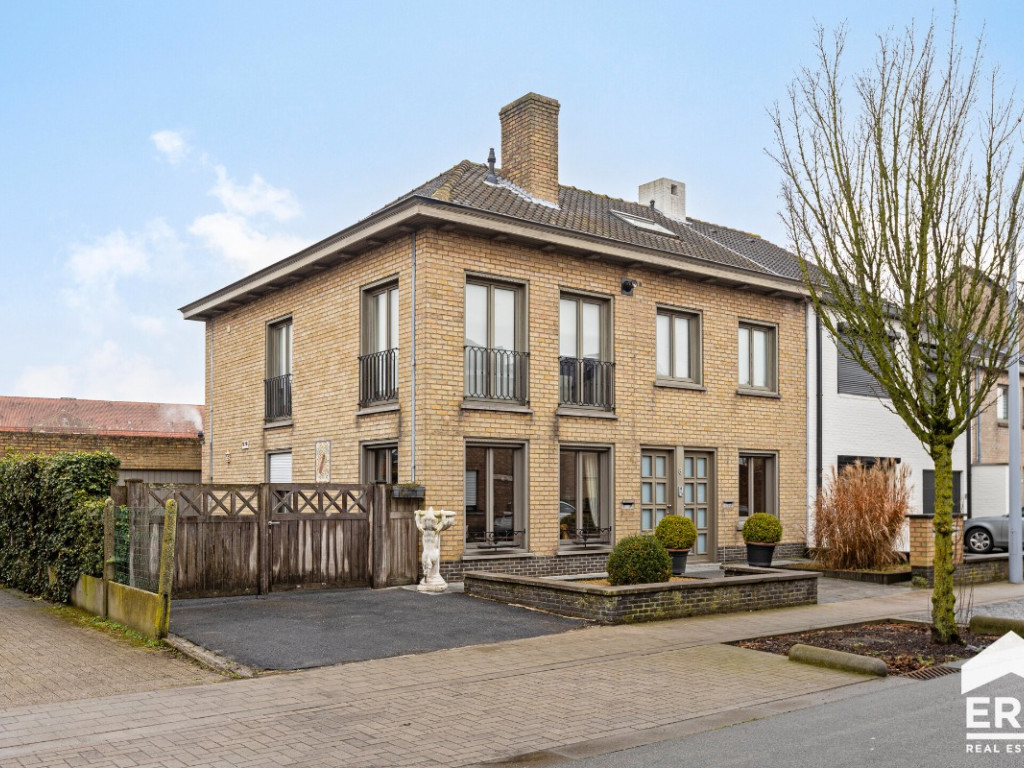 Akkerstraat - 8 - 1 - 8310